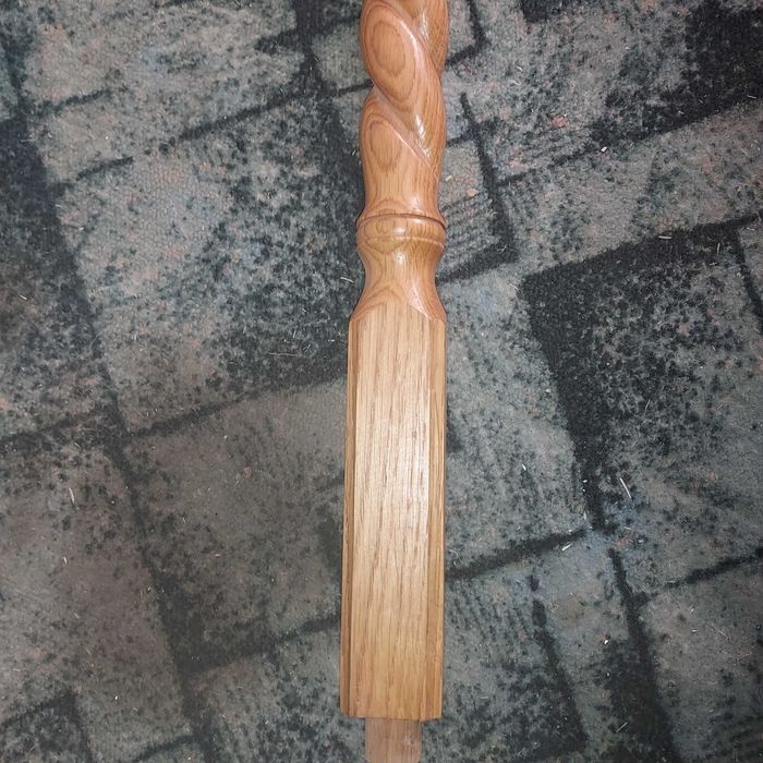Tralki dębowe, nowe
