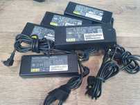 Зарядка зарядное блок питания живлення Fujitsu 100w 19v×5.27a оригінал