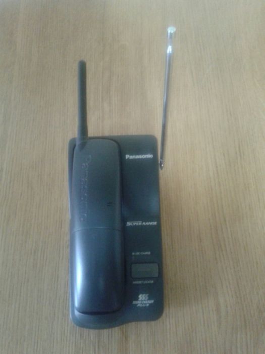 2 Телефони Panasonic