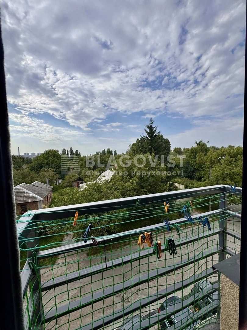 2-кімн., Святошинський р-н, вул. метро "Святошин", Степана Чобану, 24