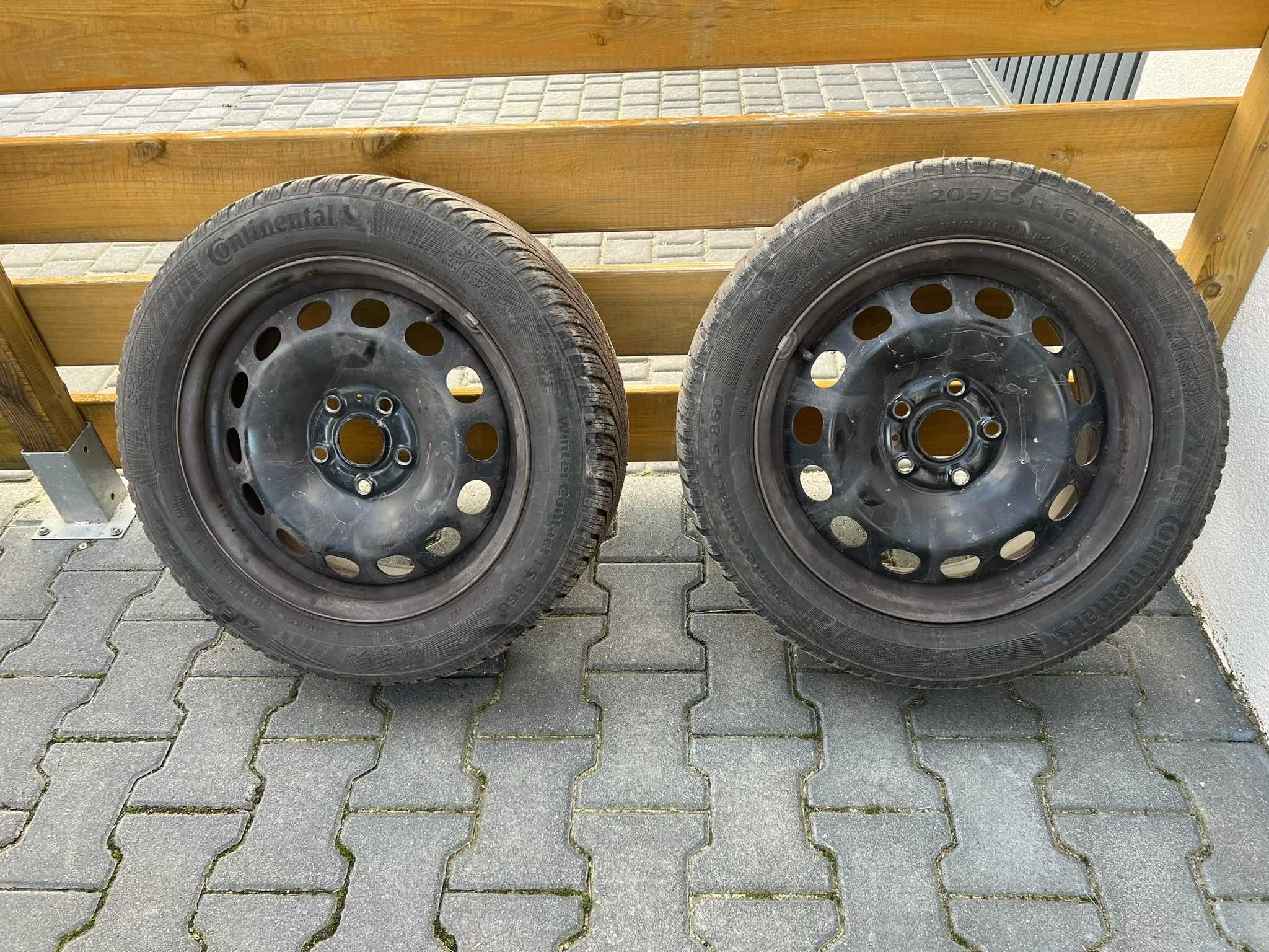 Felgi VW 5x112/16' z oponami zimowymi 205/55/16 z 2018 roku