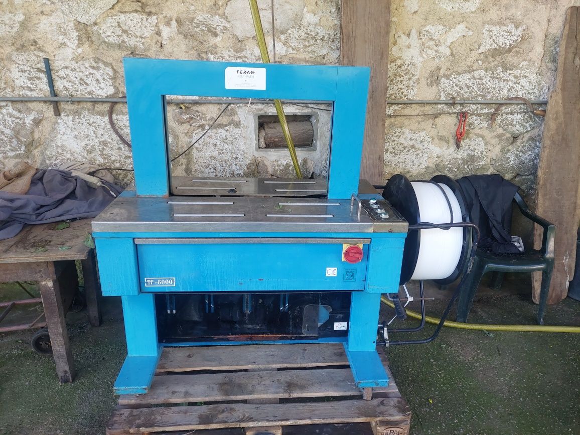 Maquina de cintar