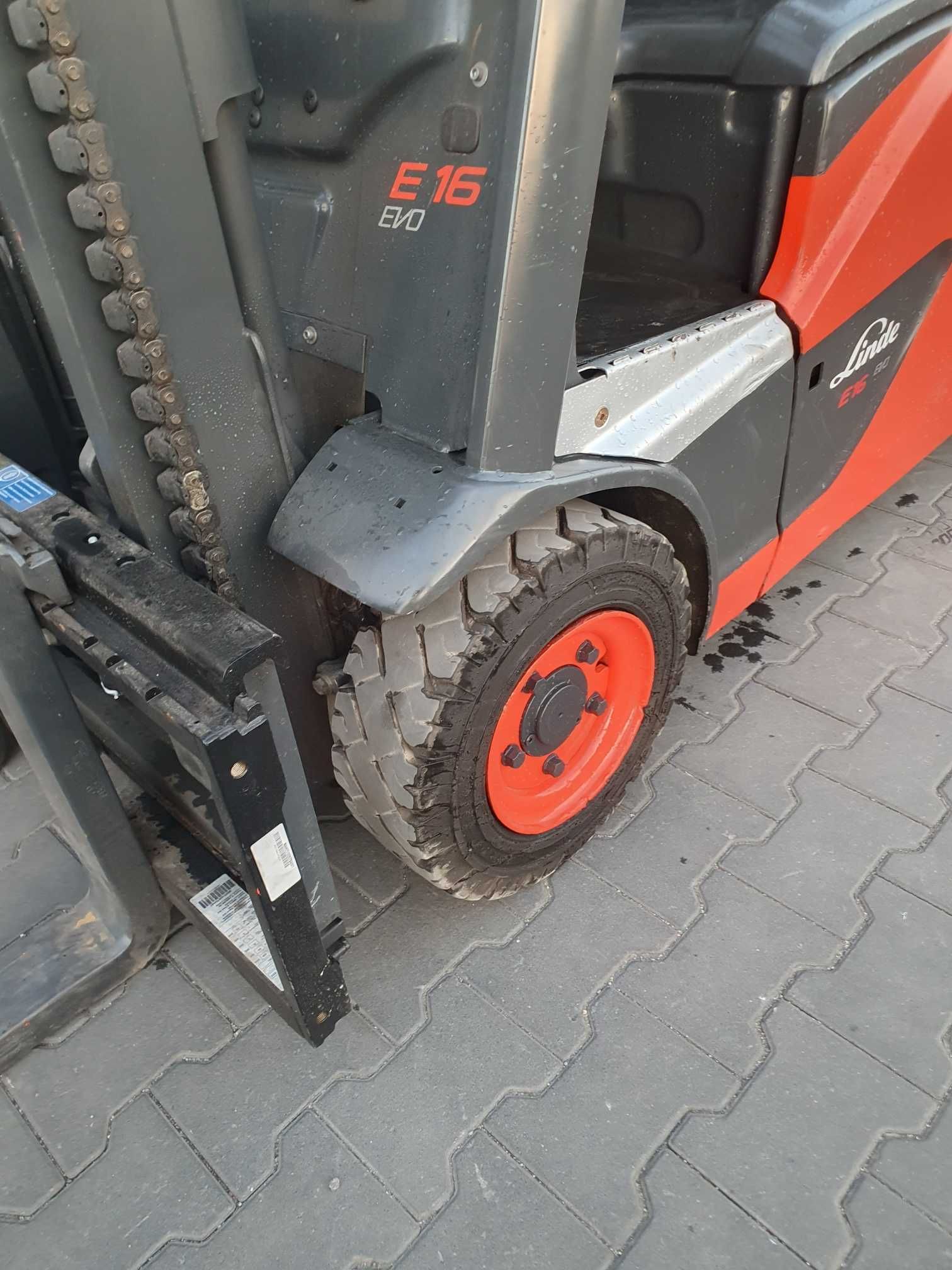 LINDE E16 Wózek widłowy trójkołowy 48V , E14 E18 E20 E12