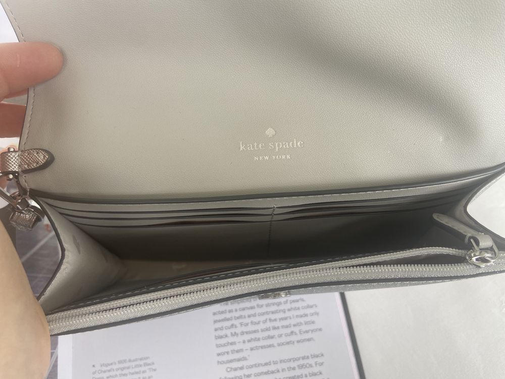 Cluch Kate Spade prateada/glitter