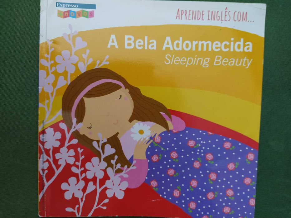 A Bela Adormecida + Os Três Porquinhos - Português e Inglês