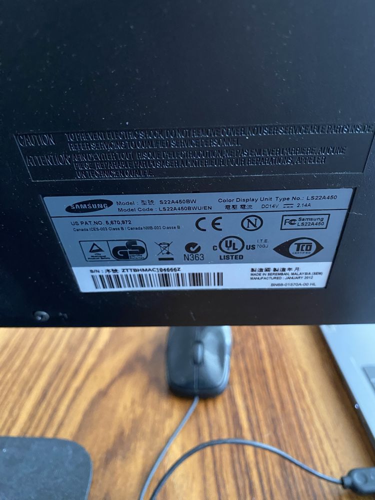 Monitor Samsung SyncMaster SA450 model S22A450BW 22" +kable