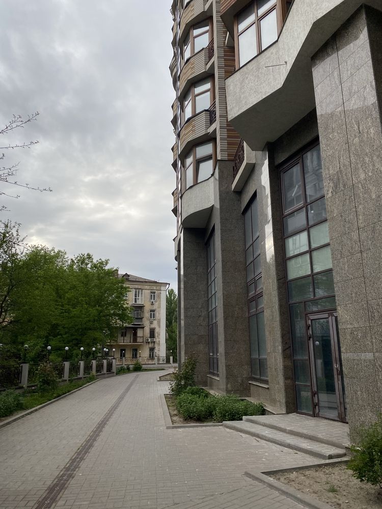 Аренда 5к квартира центр опера Богдана Хмельницкого