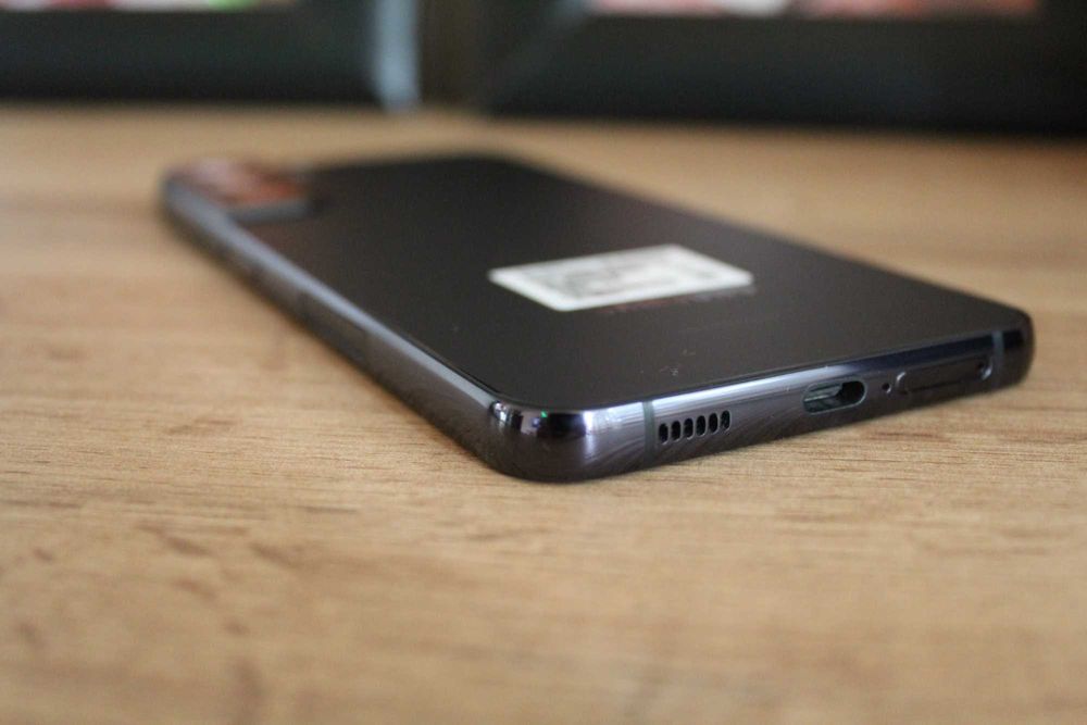 Samsung s22plus phantom grey