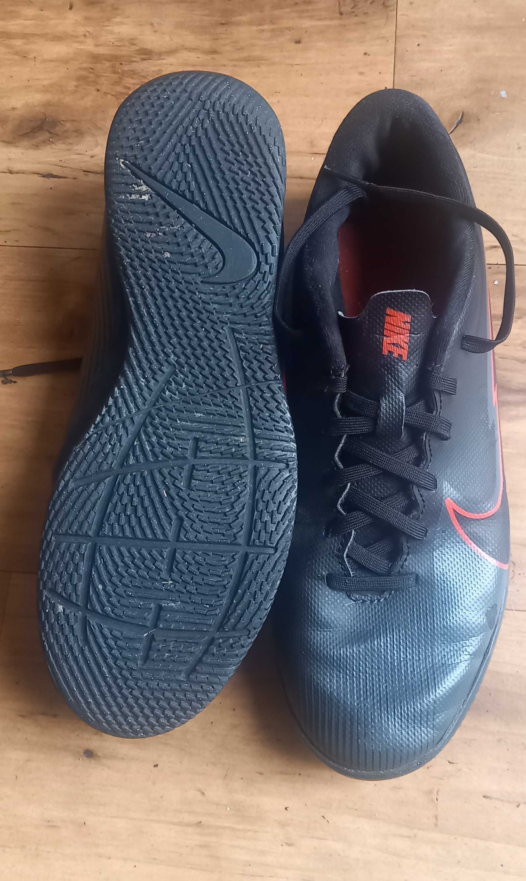 Halówki roz.42,5 Nike buty sportowe