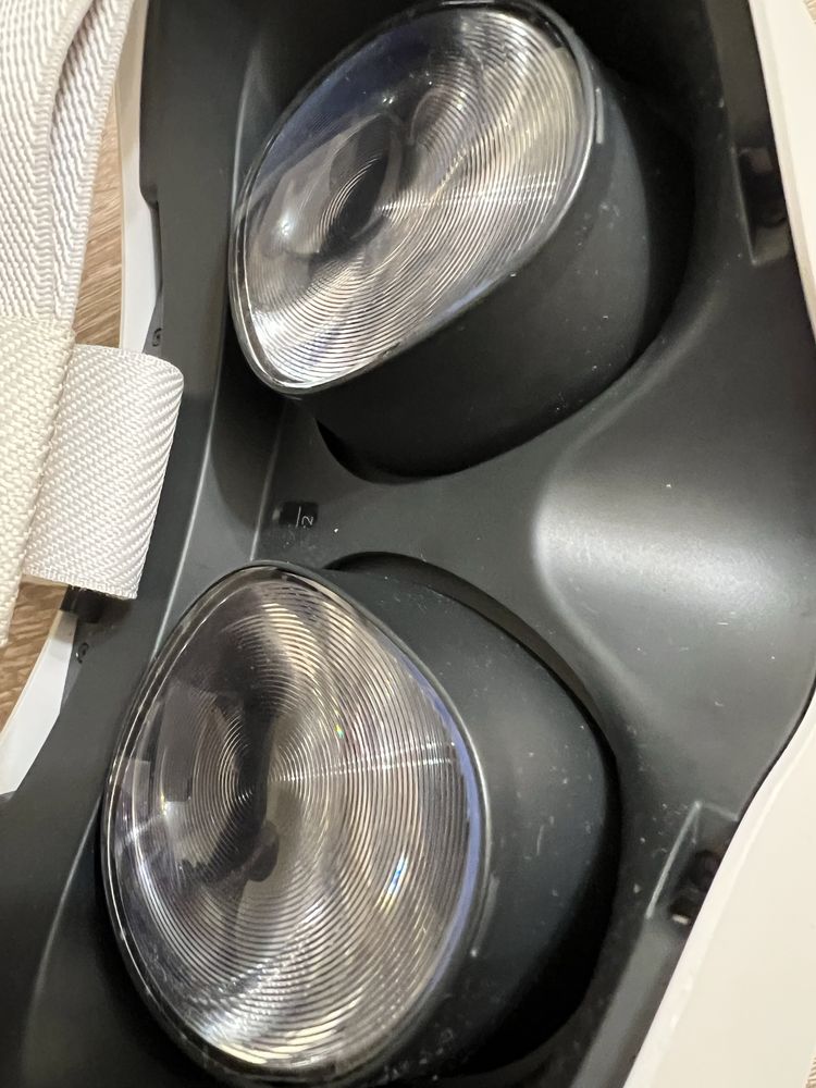 Окуляри віртуальної реальності Oculus Quest 2 128GB. Стан нового!