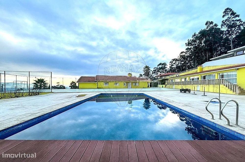 Moradia T5 para arrendamento