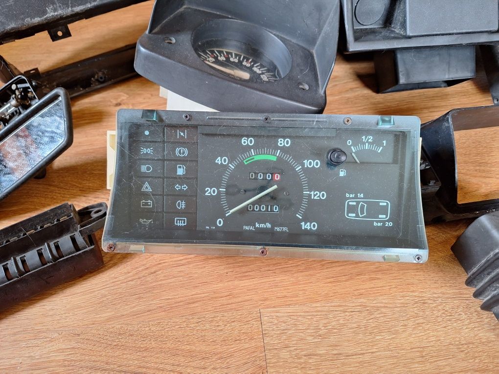 Akcesoria samochodowe fiat 126p