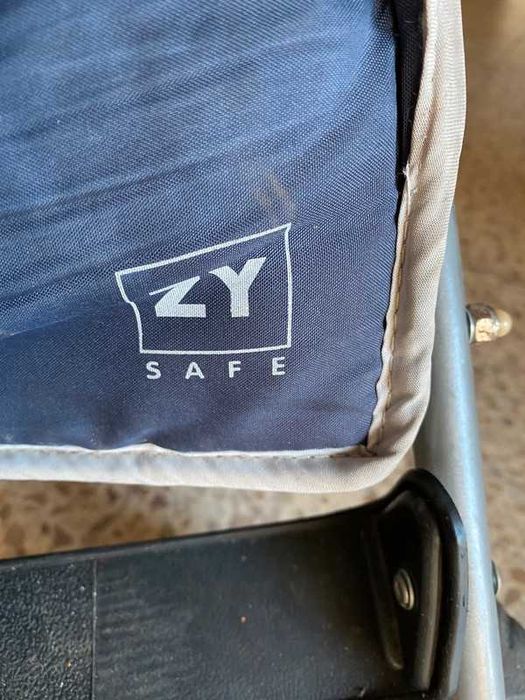 Carrinho bengala Road Plus marca Zippy Safe