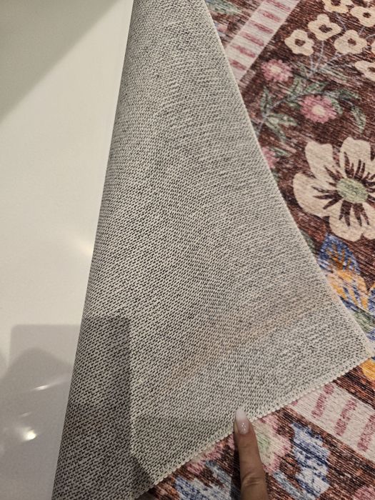 Tapete floral excelente estado