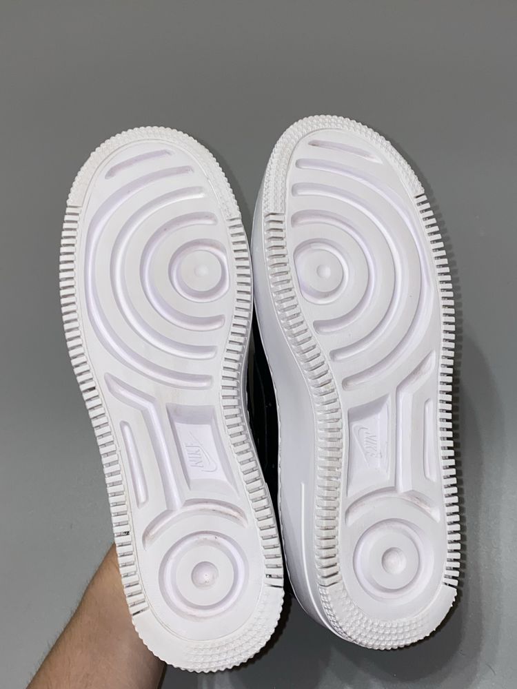Кросівки Nike Air Force оригінал нові !  37.5