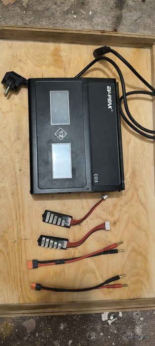 Ładowarka RC do samolotów,łodzi,aut.