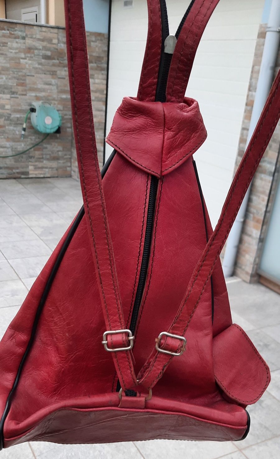 Mochila feminina em pele