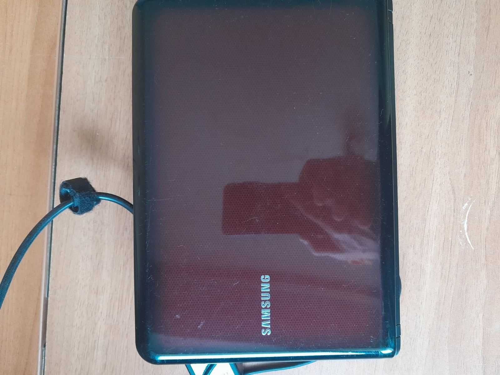 Нетбук Samsung N220 Plus