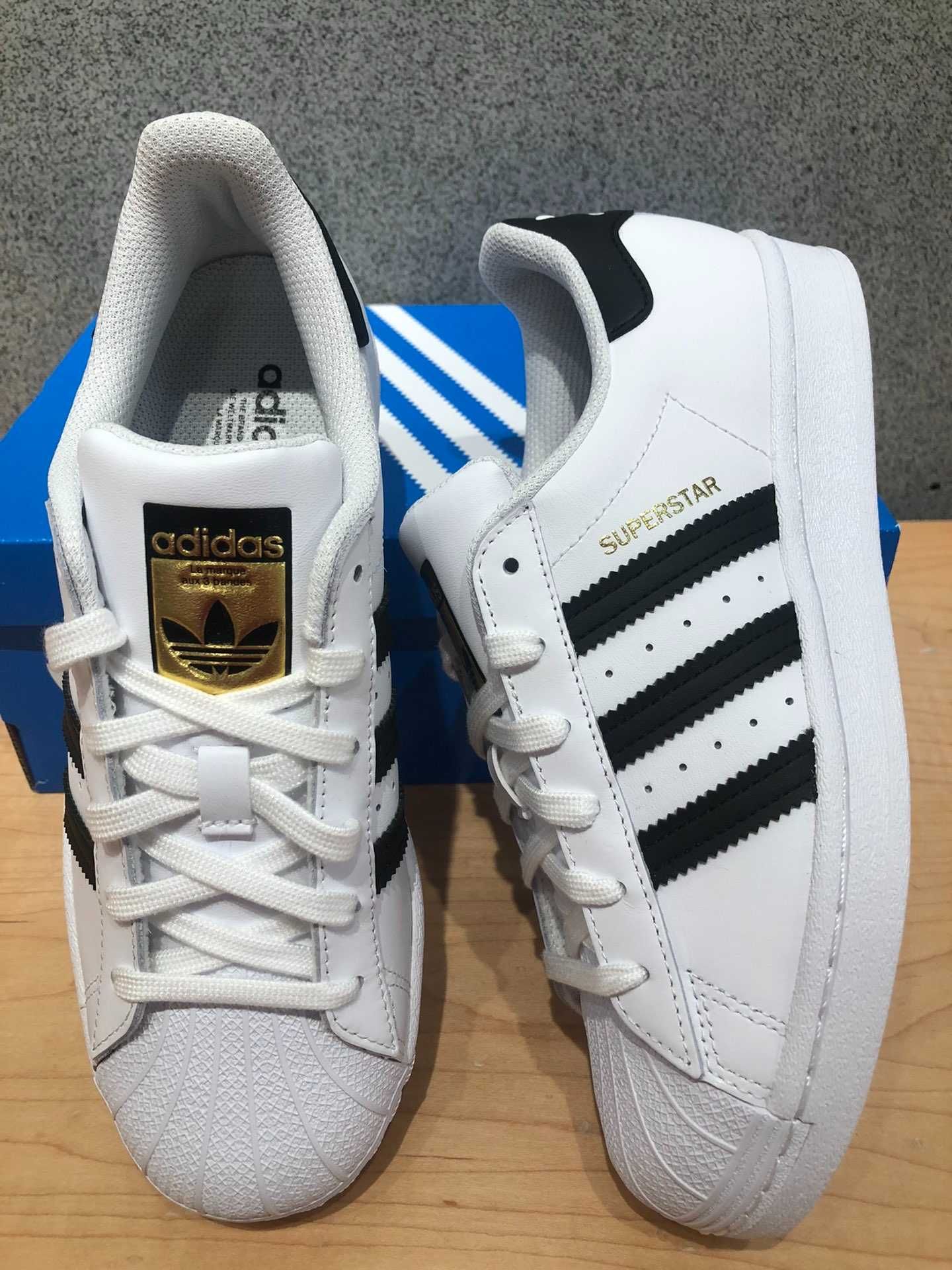 ButyDamskieTrampki AdidasSuperstarCloudWhite R.38