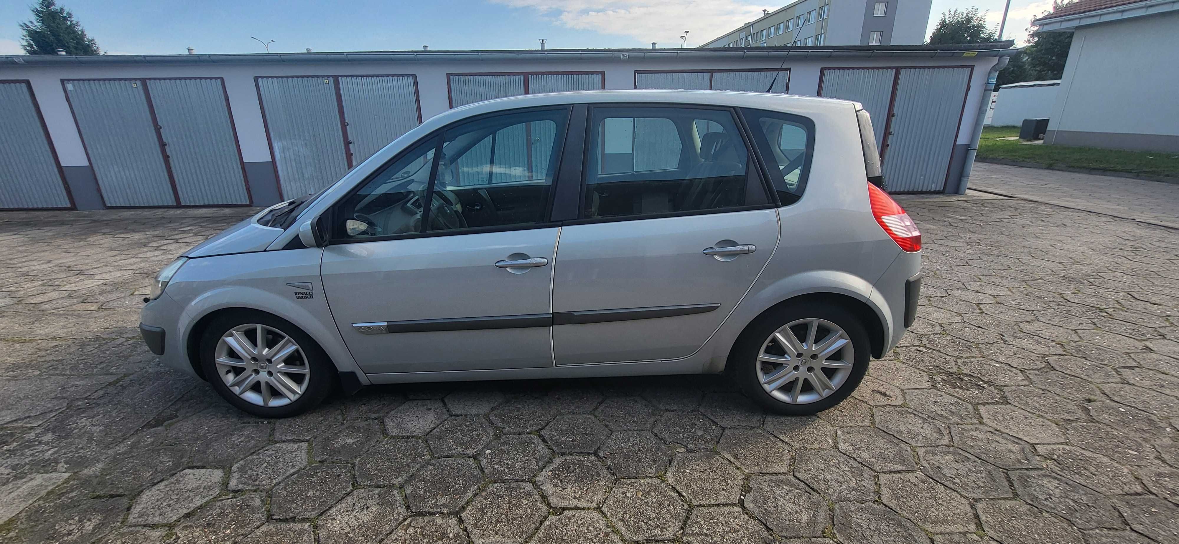 Scenic  2.0 2005 rok zadbany