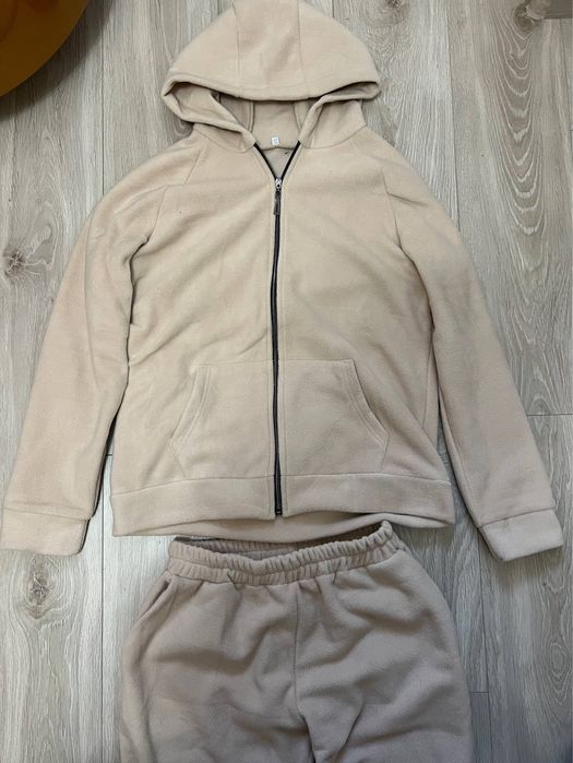 Спортивний костюм