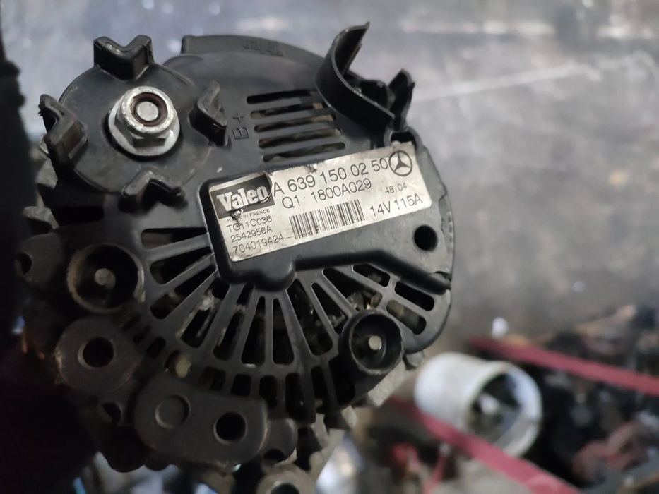 A34 ALTERNADOR MITSUBISHI COLT 1.5 DID de 2005,115A