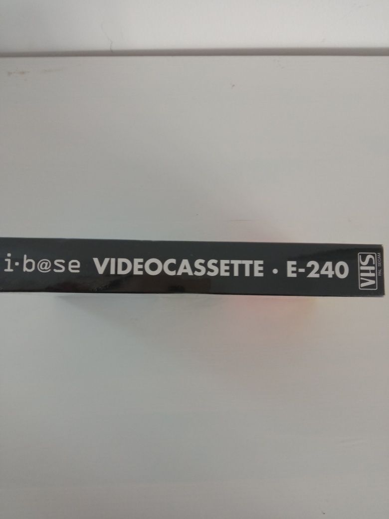 Kaseta VHS I Base 240