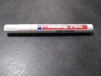 Biały marker Edding 750 lakierowy