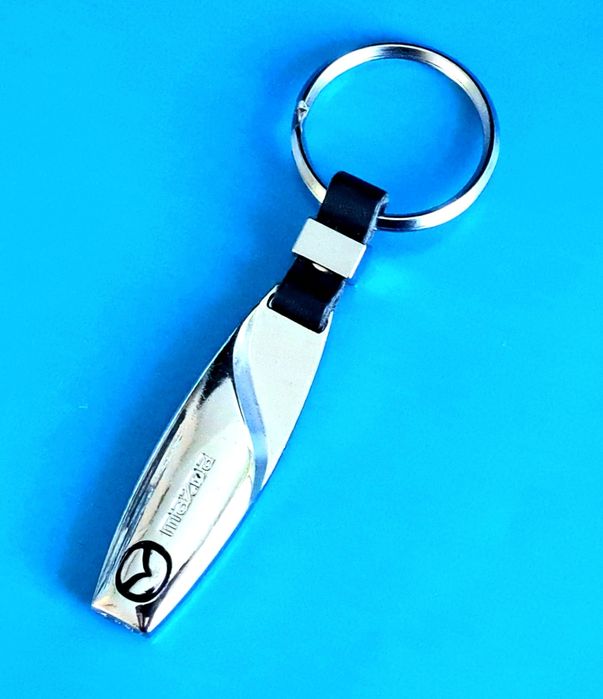 ** NOWY Breloczek MAZDA brelok do kluczy kluczyka zawieszka wisiorek