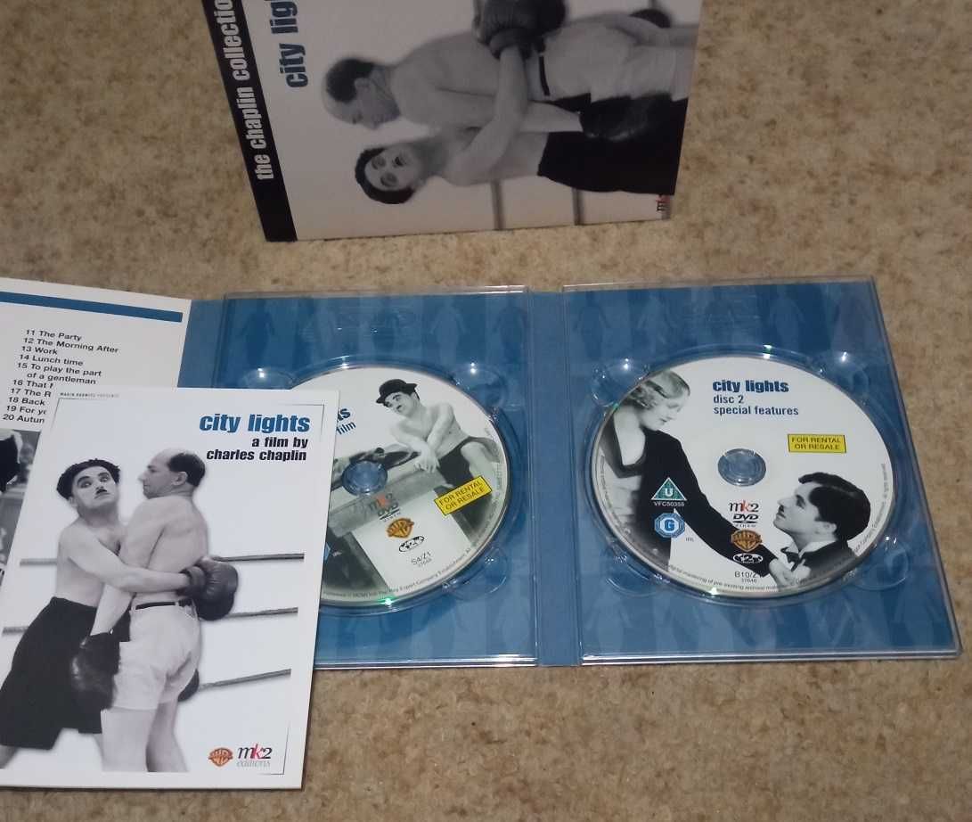 City Lights - Charlie Chaplin (1932) 2 Dvds Caixa com digipak
