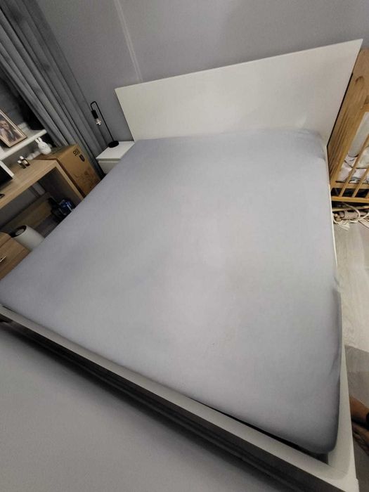 łóżko Malm 180x200 z pojemnikiem Ikea stan bardzo dobry
