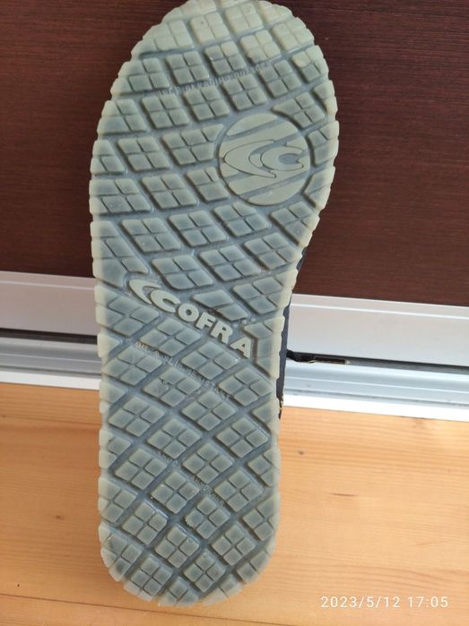 Будівельне взуття