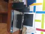 Dvd com colunas cinzento e preto