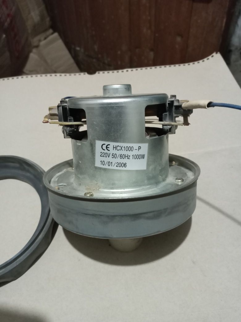 Запчасти к пылесосам Philips "FC 9015", BOSCH и Ракета 30.