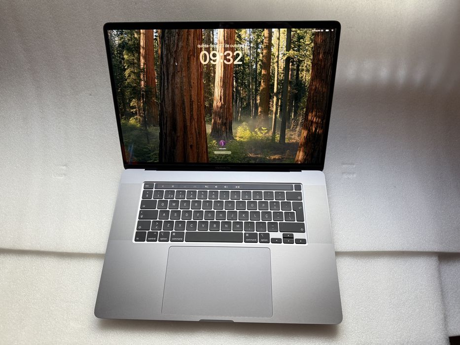 MacBook Pro 16” (2019) — i9 | 16 GB RAM | 1 TB SSD