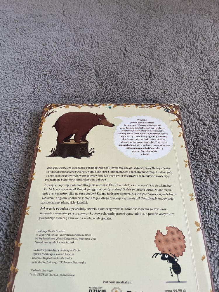 Książka Rok w Lesie Emilia Dziubak