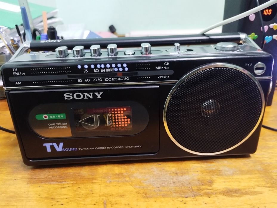 Магнітофон SONY CFM-120TV,робочій стан