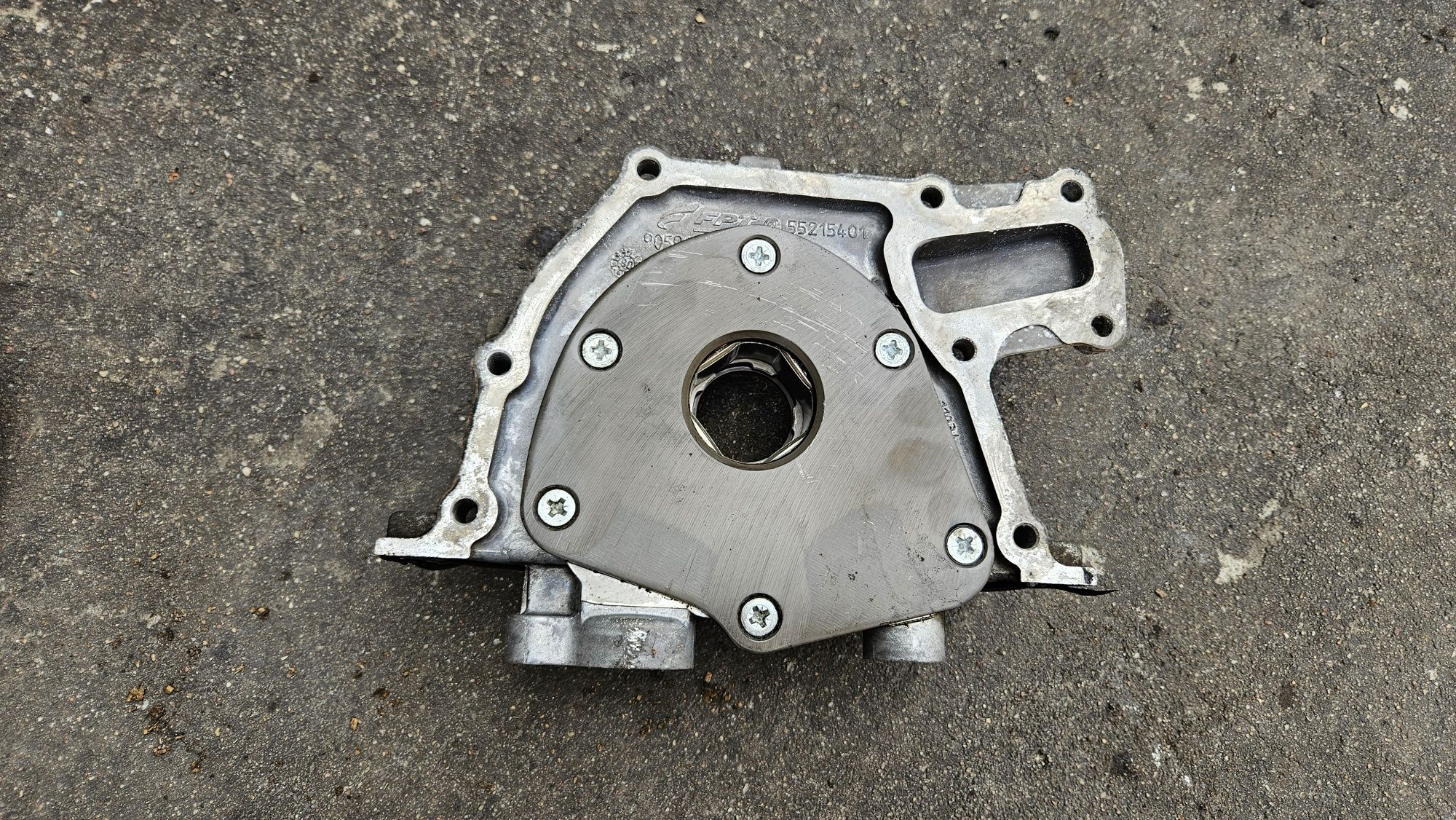 Pompa oleju z19dth 1.9 cdti 150km opel vectra c signum astra zafira