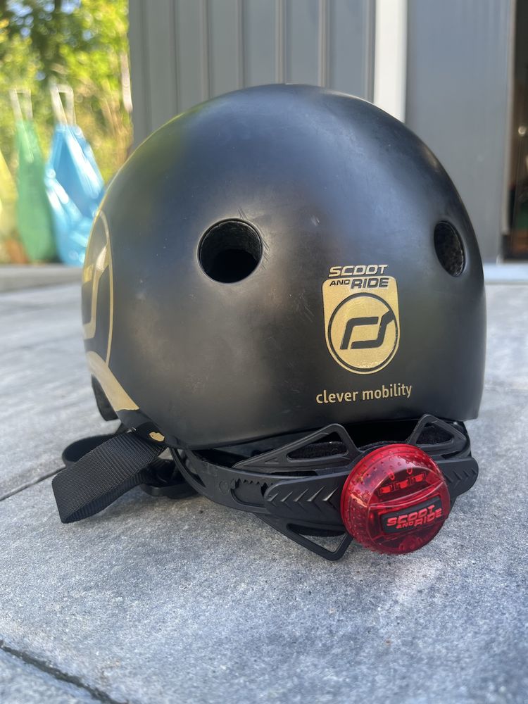Kask Scoot and Ride + Rower biegowy Movino/Cariboo