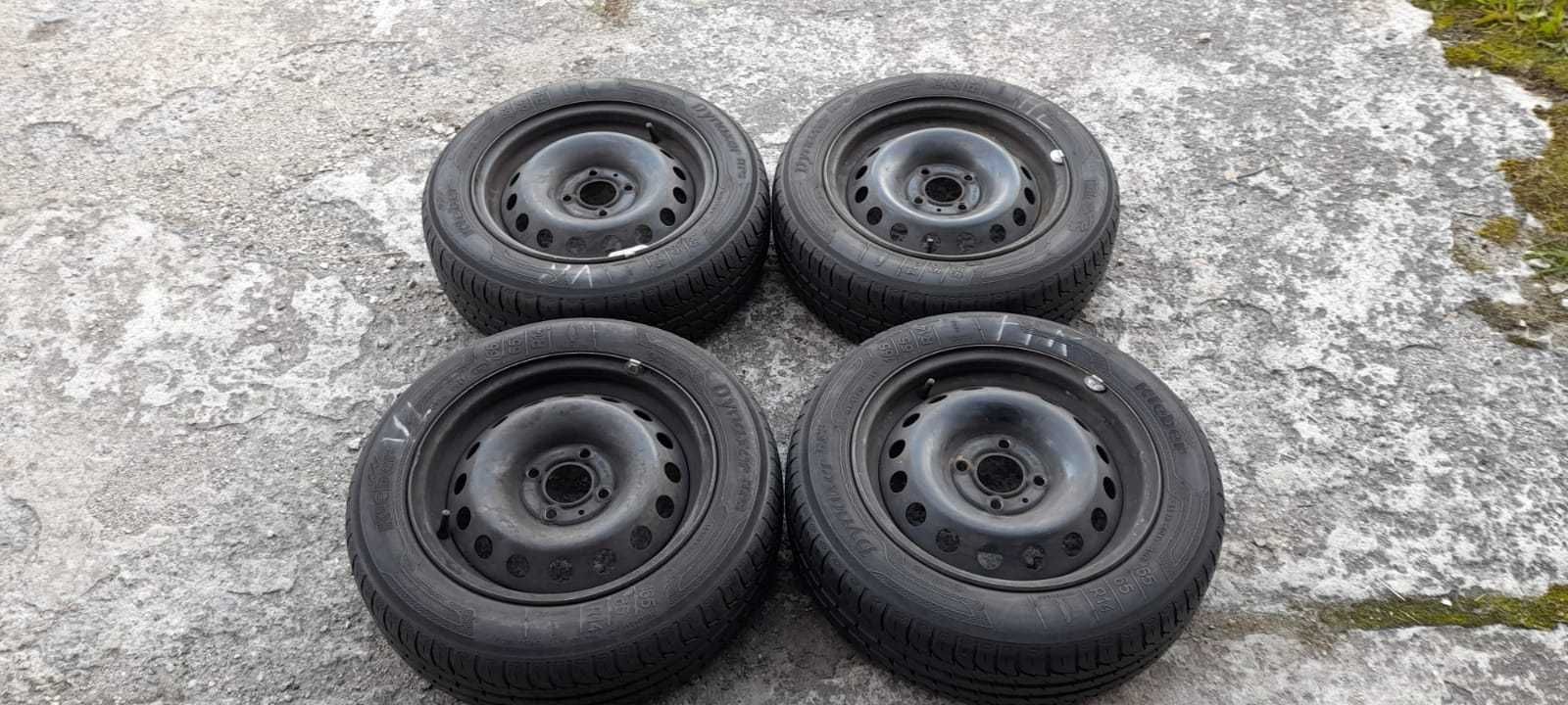 Koła 14 Renault z oponami  letnimi 165/65 R14