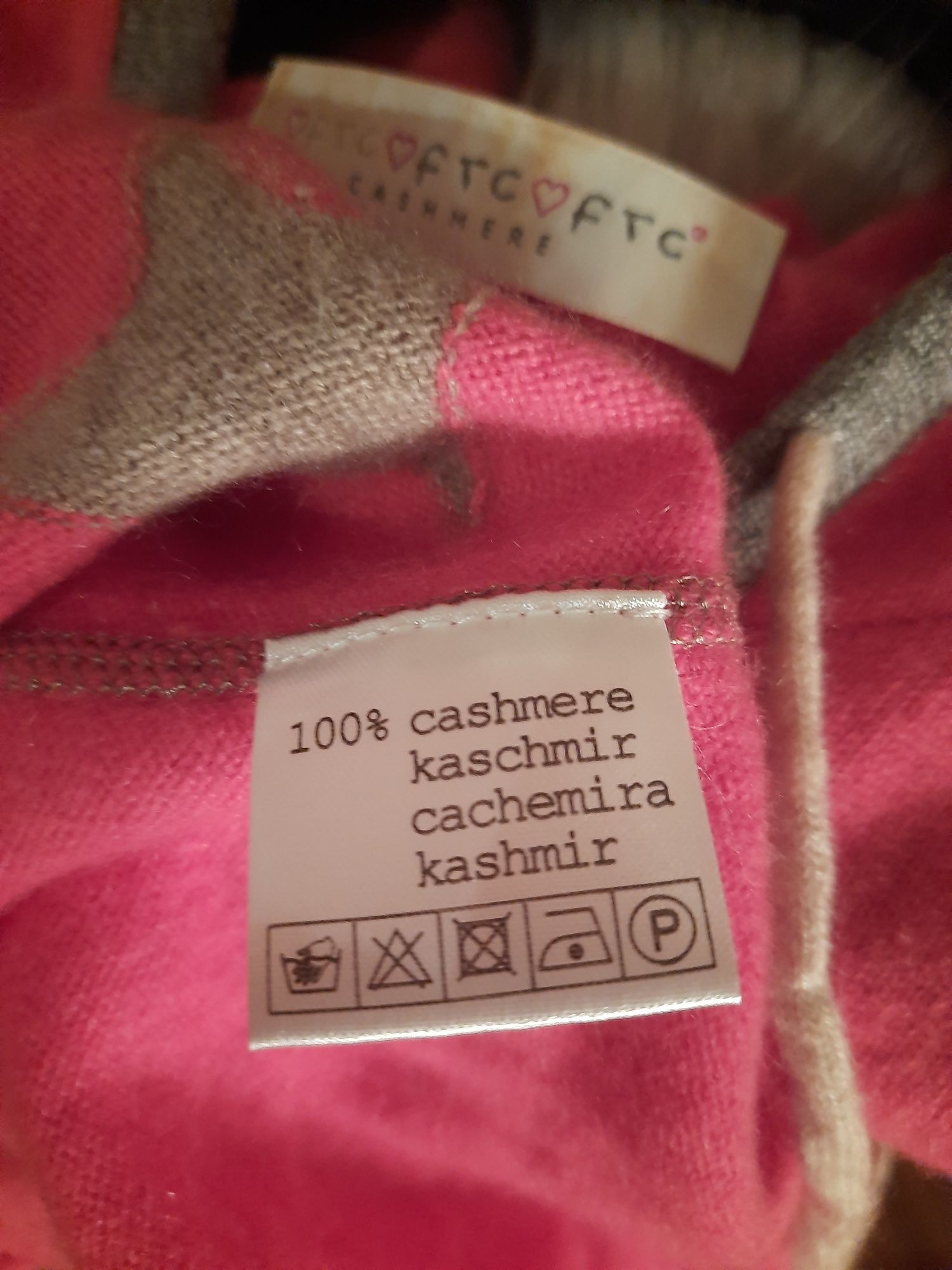 Sweter FTC 100% Kaszmir cena katalogowa 2000 zł