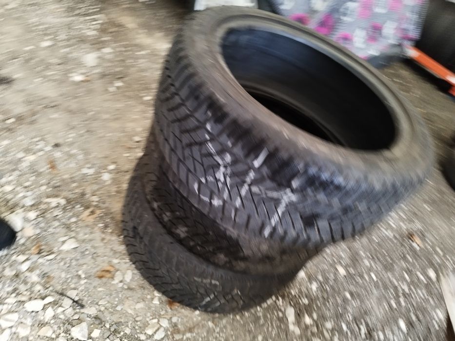 Opony Dunlop 245/45/r18