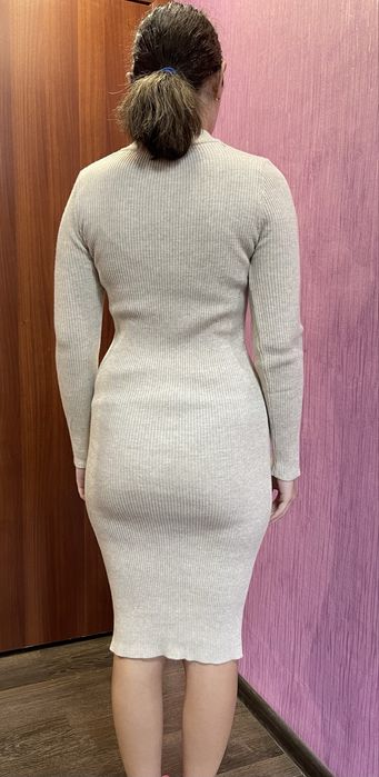 Продам плаття по фігурі