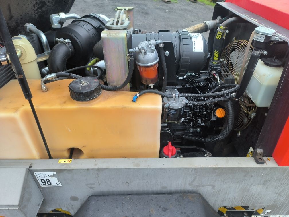 Kompresor spalinowy Doosan 7-53