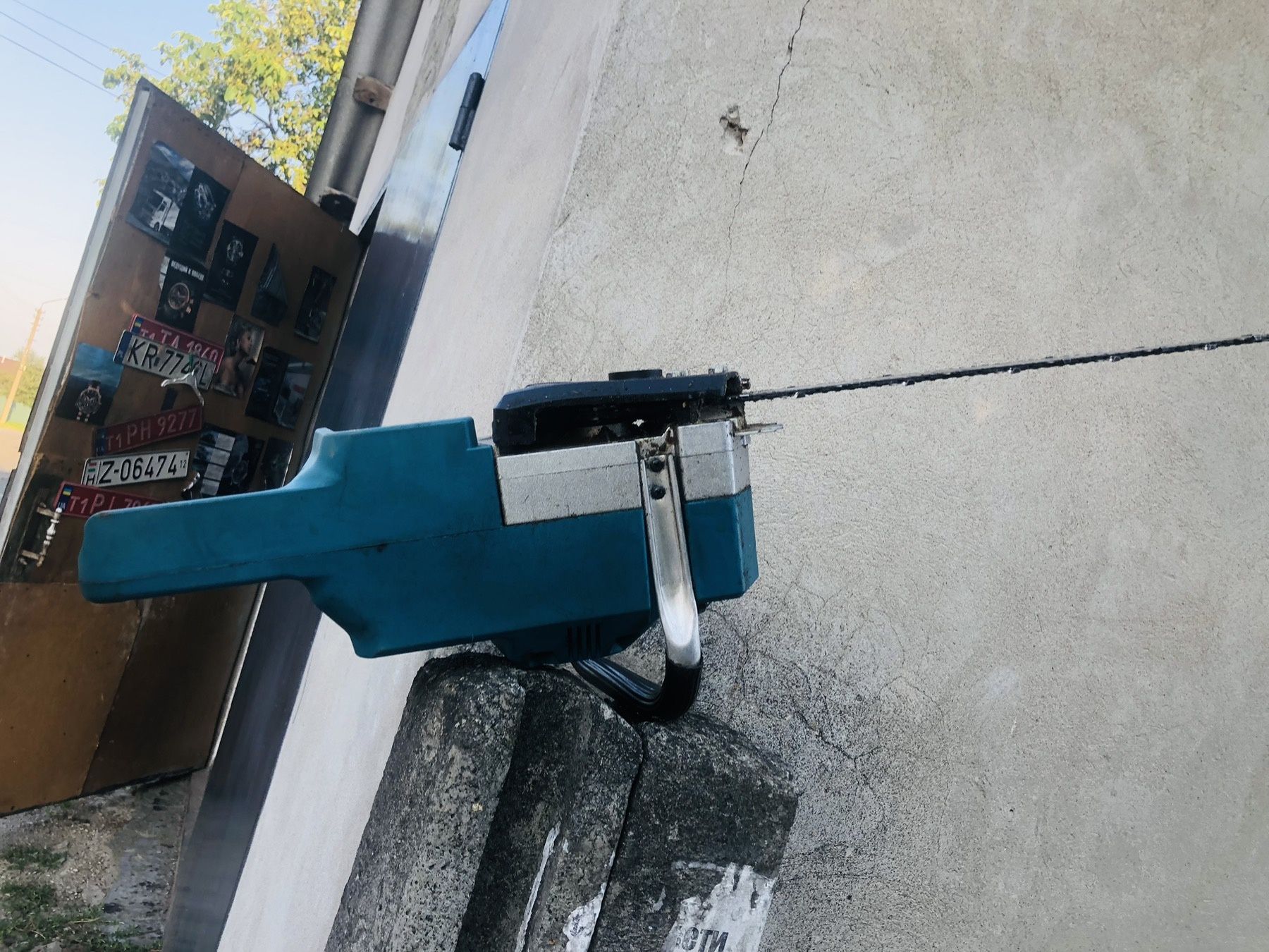 Пила електрична Makita