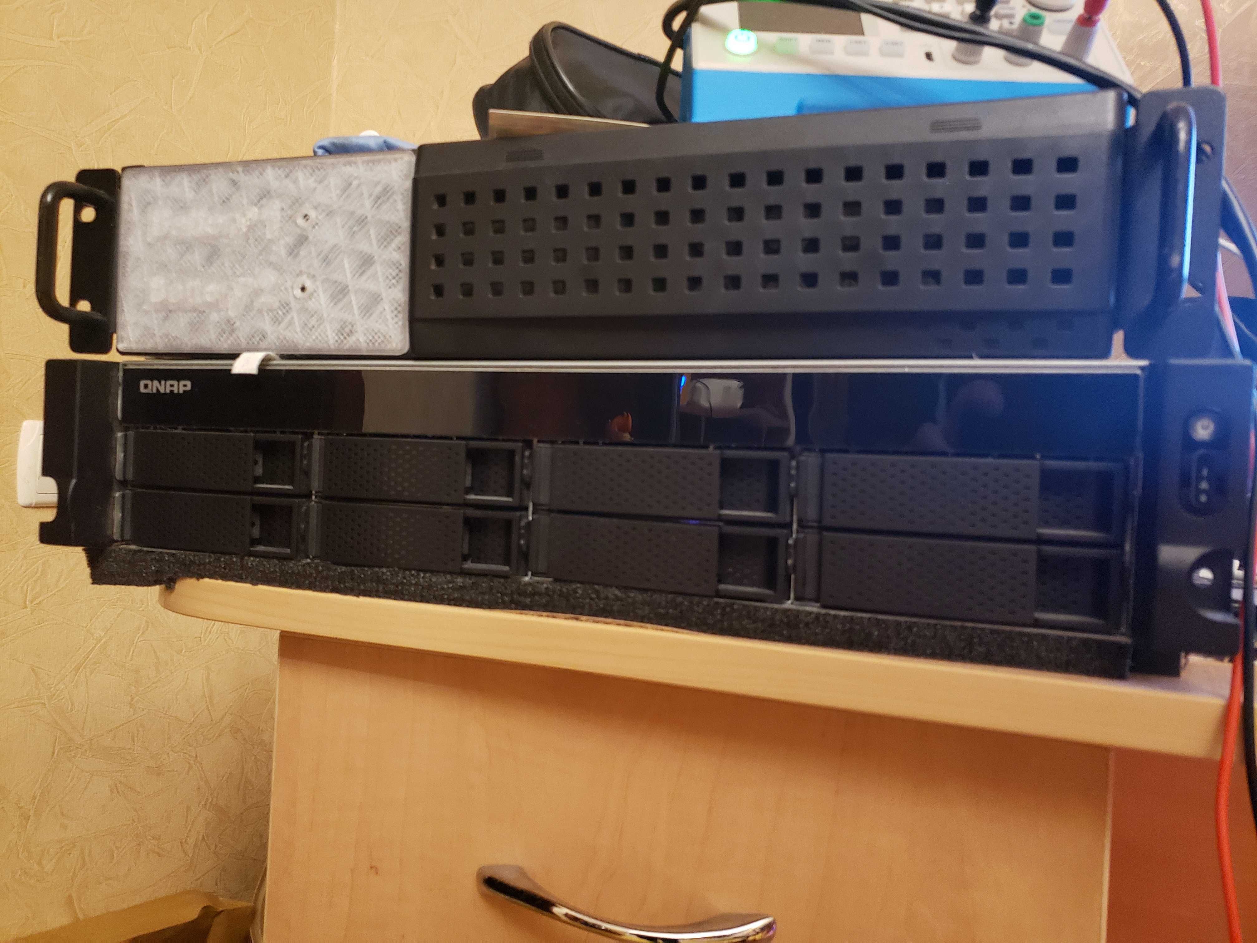 Сетевое Хранилище qnap 832xu-rp 80TB RAID, 16Gb RAM, 2x10GBE SFP+