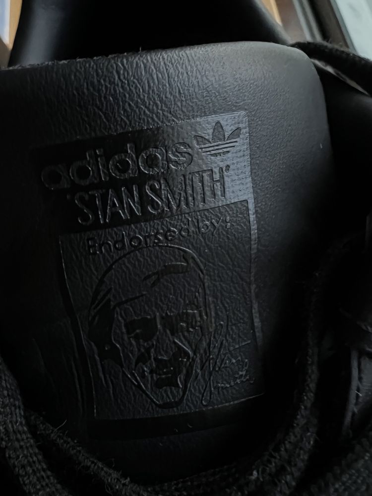 Adidas Stan Smith pretas