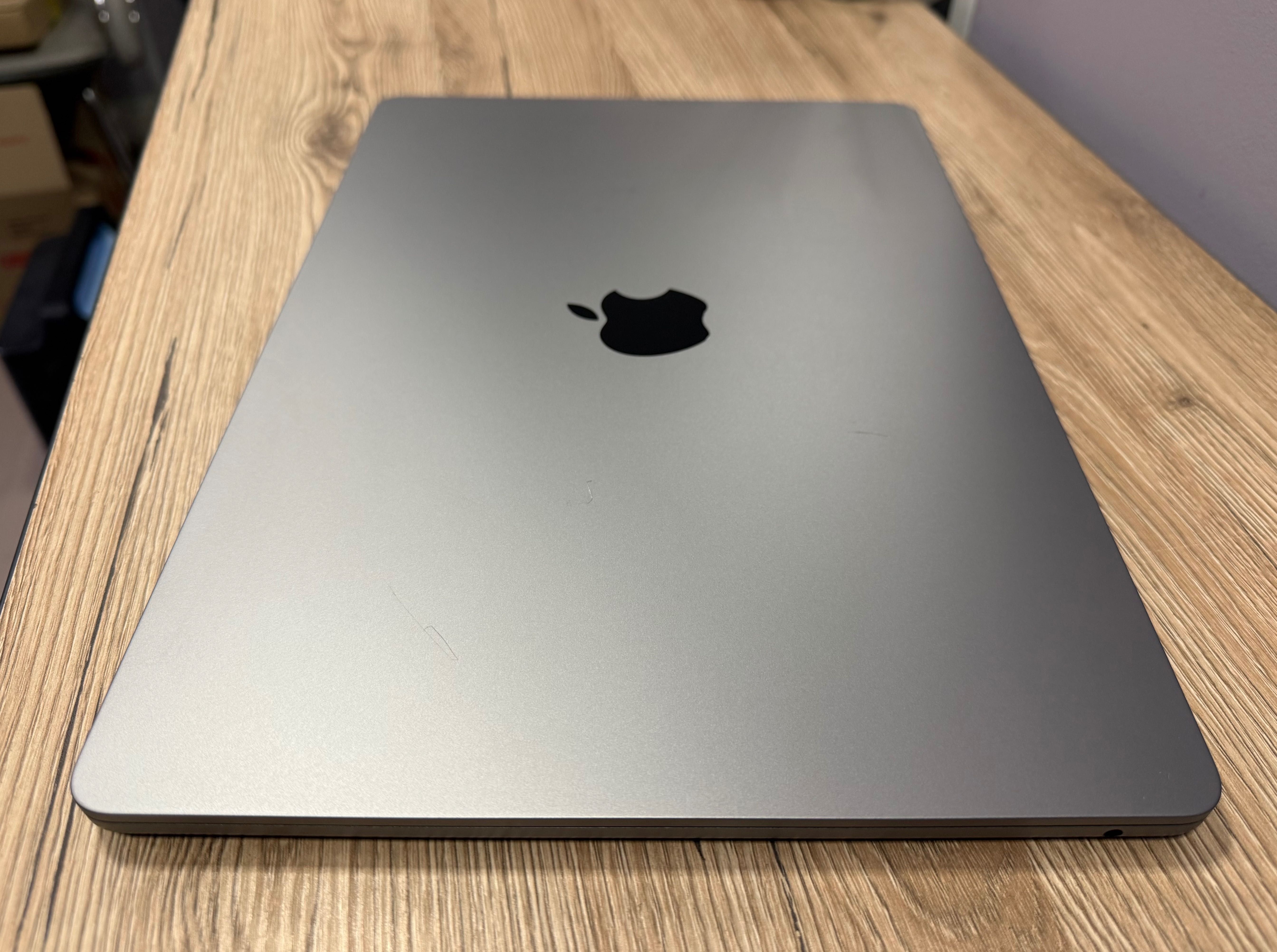 MacBook AIR 15 M3 8 CPU/ 10 GPU/ 16 RAM/ 256 GB Space MC9D4