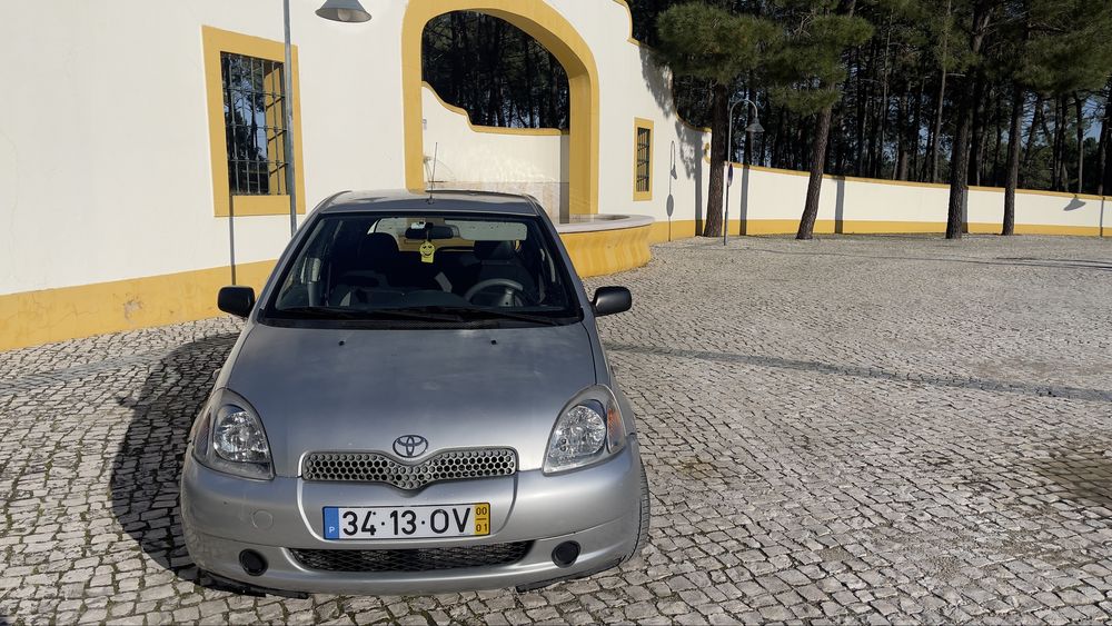 Toyota yaris 1.0 VVTI