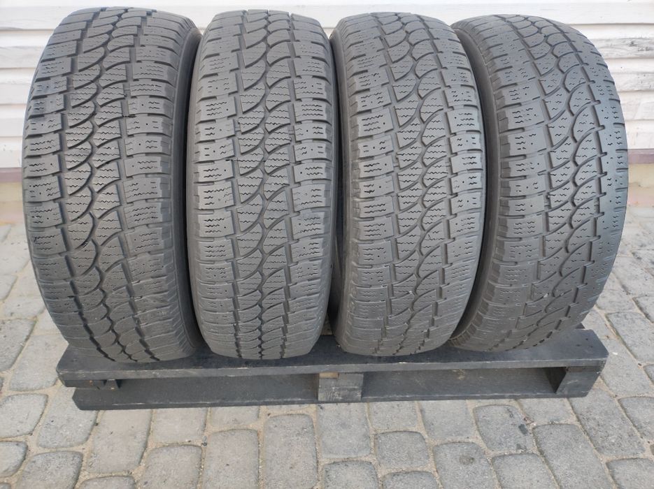 215.65.16c komplet opon zimowych kormoran